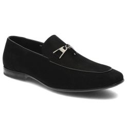 Czarne Mokasyny John Doubare Eleganckie Buty Męskie. Czarne buty wizytowe męskie John Doubare, bez wzorów, bez obcasa, bez zapięcia. Za 479.00 zł.