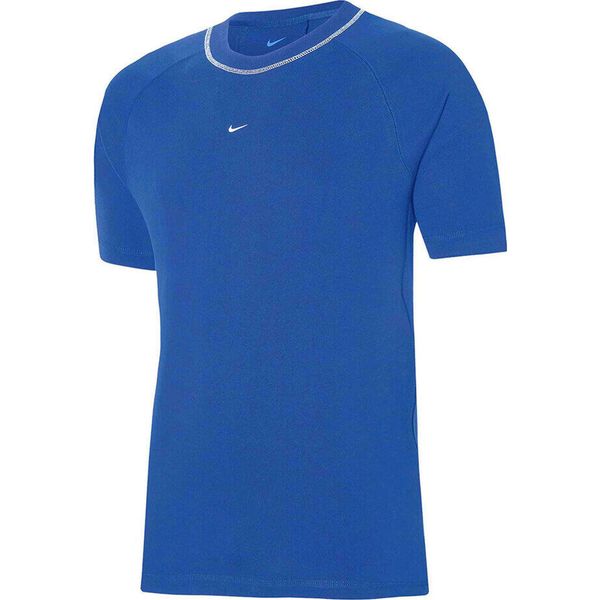 Koszulka sportowa męska Nike Strike 22 Thicker. Niebieskie koszulki sportowe męskie Nike, l, bez wzorów, bez ramiączek, do piłki nożnej. Za 71.00 zł.