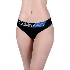 Calvin Klein Damskie stringi w Black majteczki. w / commodore blue QF4937E-001 (rozmiar S). Czarne majtki damskie Calvin Klein. W wyprzedaży za 80.00 zł.