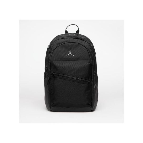 Plecak sportowy uniwersalny czarny 20 L Air Jordan Jam PatrolMA0924-KK2. Czarne plecaki męskie Jordan, bez wzorów, sportowe. Za 299.00 zł.