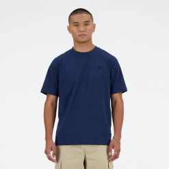 Koszulka męska New Balance MT41533NNY – granatowa. Niebieskie koszulki sportowe męskie New Balance, m, bez wzorów, z dresówki, bez ramiączek. Za 169.99 zł.