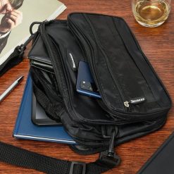 Beltimore Męska torba na ramię do pracy pakowna czarna Beltimore R30 NoSize. Czarne torby na ramię męskie Beltimore, na ramię. Za 54.99 zł.