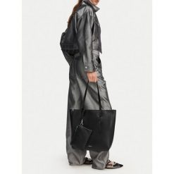 Torebka JENNY. Czarne shopperki damskie Jenny, bez wzorów, bez dodatków. Za 149.99 zł.