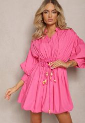 Różowa Sukienka Appomene. Czerwone sukienki damskie Renee, m, bez wzorów, boho, bez kołnierzyka, bez ramiączek, mini, bombki. Za 54.99 zł.
