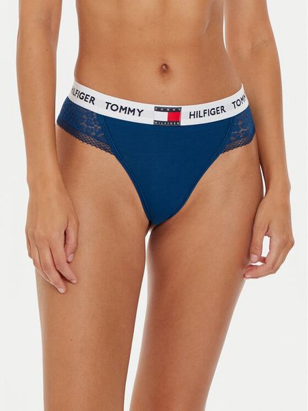 Tommy Hilfiger Stringi UW0UW05619 Niebieski. Niebieskie majtki damskie Tommy Hilfiger, z bawełny. Za 69.99 zł.