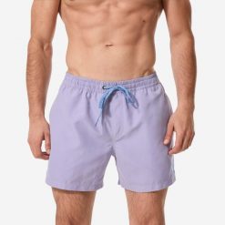 Spodenki surfingowe męskie Quiksilver krótkie 15". Fioletowe szorty męskie Quiksilver, bez wzorów, z poliesteru, sportowe. Za 129.99 zł.