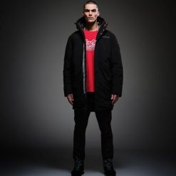 Kurtka turystyczna męska Regatta CLR przeciwdeszczowa ocieplana. Czarne kurtki męskie Regatta, m, bez wzorów, sportowe, bez kaptura. Za 799.99 zł.