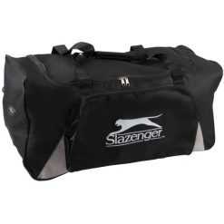 Torba sportowa Slazenger z kółkami. Czerwone torby sportowe męskie Slazenger, bez wzorów. Za 117.00 zł.