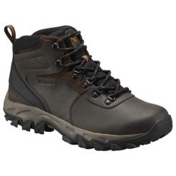 Buty trekkingowe męskie Columbia Newton Ridge Plus II. Brązowe buty zimowe męskie Columbia, bez wzorów, z materiału, bez obcasa, bez zapięcia. Za 343.99 zł.