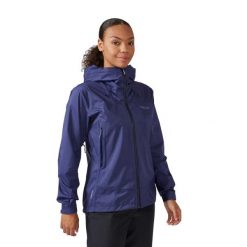 Kurtka przeciwdeszczowa damska Rab Downpour Plus 2.0 Jacket z kapturem. Niebieskie kurtki sportowe damskie RAB, bez wzorów, bez ramiączek, z kapturem, trekkingowe. Za 409.99 zł.
