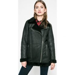 Calvin Klein Jeans - Kurtka skórzana. Czarne kurtki damskie Calvin Klein Jeans, m, bez wzorów, z jeansu, bez kaptura. W wyprzedaży za 2,399.00 zł.
