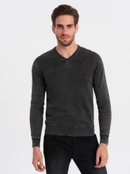 Washowany sweter męski z dekoltem w serek - czarny V1 OM-SWOS-0108 - XXL. Czarne swetry męskie Ombre Clothing, l, bez wzorów, z bawełny, bez kołnierzyka, bez ramiączek. W wyprzedaży za 59.99 zł.