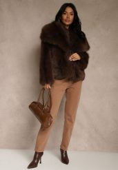 Brązowe Jeansy Mom Fit High Waist Kasena. Brązowe spodnie materiałowe damskie Renee, bez wzorów, z jeansu, klasyczne, z podwyższonym stanem. Za 99.99 zł.