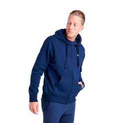 Bluza z bawełna z kaptur na czas wolny na co dzień. Niebieskie bluzy męskie LEONE 1947 APPAREL, bez wzorów, z bawełny, bez kaptura, na fitness i siłownię. W wyprzedaży za 181.87 zł.