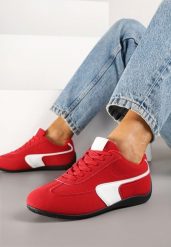 Czerwone Sneakersy Typu Klasyczne Tenisówki Zelritia. Czerwone trampki i tenisówki damskie Renee, z aplikacjami, z jeansu, bez zapięcia. Za 74.99 zł.