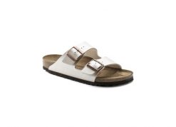 Klapki Birkenstock Arizona Birko Flor Damskie. Białe klapki damskie Birkenstock, bez wzorów, ze skóry, eleganckie, bez obcasa, bez zapięcia. Za 541.35 zł.