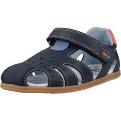 Sandały PABLOSKY 067320P Niebieski. Niebieskie sandały damskie Pablosky, bez wzorów, ze skóry, bez obcasa, bez zapięcia. Za 259.99 zł.