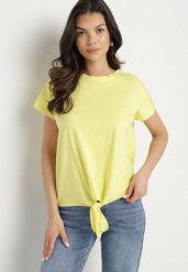 Żółty T-shirt z Bawełny z Ozdobnym Wiązaniem Sunitra. Żółte t-shirty damskie Born2be, l, bez wzorów, z bawełny, klasyczne, bez kołnierzyka, bez ramiączek. Za 29.99 zł.