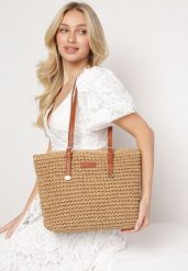 Ciemnobeżowa Torebka Shopper z Plecionki z Rączkami z Ekoskóry Buxara. Brązowe shopperki damskie Born2be, bez wzorów, bez dodatków. Za 119.99 zł.