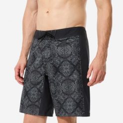 Spodenki surfingowe męskie Decathlon 500 Arch Scarabia 19". Szorty męskie Decathlon, z aplikacjami, z elastanu, sportowe. Za 119.99 zł.