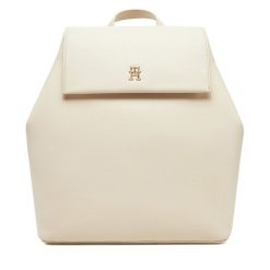 Plecak Tommy Hilfiger. Brązowe plecaki damskie Tommy Hilfiger, bez wzorów. Za 339.99 zł.