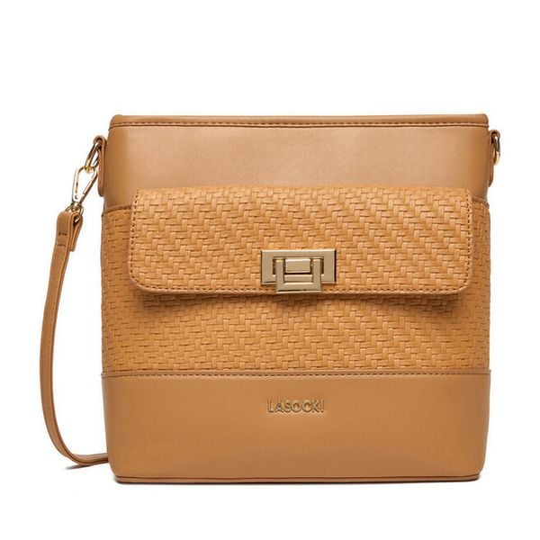 Torebka Lasocki. Brązowe listonoszki damskie Lasocki, bez wzorów, bez dodatków. Za 149.99 zł.