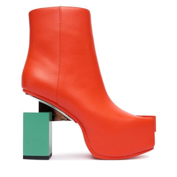 Botki United Nude. Brązowe botki damskie United Nude, bez wzorów, bez obcasa, na słupku, bez zapięcia. Za 1,949.00 zł.