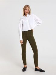 Jegginsy skinny high waist - zielony. Zielone jeansy damskie Sinsay, bez wzorów, z bawełny, z podwyższonym stanem. Za 39.99 zł.