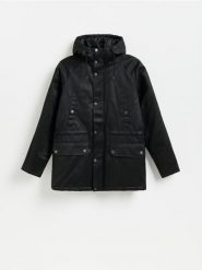 Parka z kapturem - czarny. Czarne parki męskie Reserved, l, bez wzorów, z tkaniny, bez kołnierzyka, z kapturem. Za 329.99 zł.