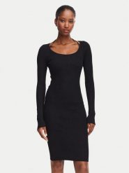 Guess Sukienka dzianinowa W6YK33 Z0968 Czarny Regular Fit. Czarne sukienki damskie Guess, xxl, z aplikacjami, z dzianiny, bez kołnierzyka, bez ramiączek. Za 434.99 zł.