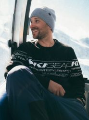 4F Sweter loose z wełną męski - czarny XXL. Czarne swetry męskie 4F, m, bez wzorów, z wełny, bez kołnierzyka, bez ramiączek. Za 299.99 zł.