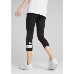 Damskie legginsy 3/4 z małym logo No. 1 ESS PUMA Black. Czarne legginsy damskie Puma, bez wzorów, z gumy. W wyprzedaży za 89.00 zł.