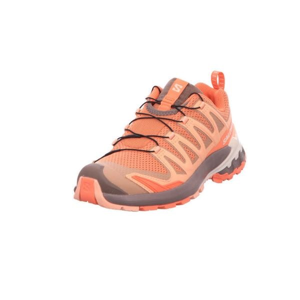 Buty do biegania damskie Salomon Xa Pro 3d V9. Brązowe obuwie trekkingowe damskie Salomon, z materiału, bez zapięcia. Za 654.00 zł.