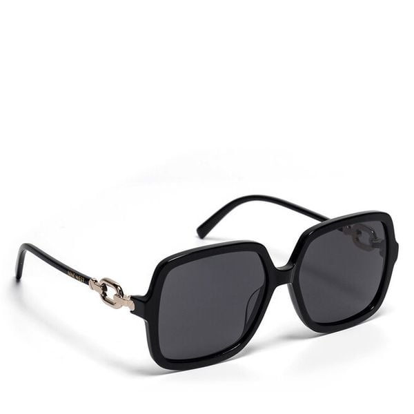 Okulary przeciwsłoneczne Nine West. Czarne okulary przeciwsłoneczne damskie Nine West. Za 149.99 zł.