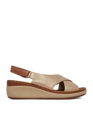 Lasocki Sandały CEO-WI23-PIE-01 Beżowy. Brązowe sandały damskie Lasocki, bez wzorów, ze skóry, bez obcasa, na koturnie, bez zapięcia. Za 179.99 zł.