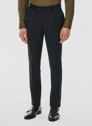 PAKO LORENTE – Spodnie garniturowe w kolorze granatowym. Eleganckie spodnie męskie Pako Lorente, m, bez wzorów, z lycry, eleganckie. Za 699.99 zł.