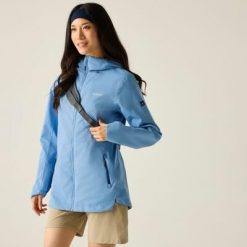 Damska wodoodporna kurtka z kapturem Hamara IV. Niebieskie kurtki sportowe damskie Regatta, m, bez wzorów, z poliesteru, bez ramiączek, z kapturem, trekkingowe. Za 279.99 zł.