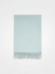 Szalik z dodatkiem wiskozy - ciemny turkus. Szaliki damskie Reserved, bez wzorów, z wiskozy. W wyprzedaży za 22.99 zł.