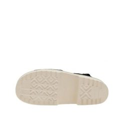 Sandały Converse Chuck Taylor All Star Lugged Heel Czarny. Czarne sandały damskie Converse, bez wzorów, z gumy, bez obcasa, bez zapięcia. Za 344.30 zł.