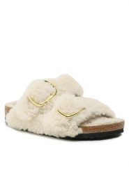 Klapki Birkenstock. Brązowe klapki damskie Birkenstock, bez wzorów, bez obcasa, bez zapięcia. Za 479.99 zł.