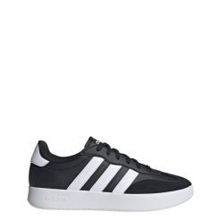Buty Barreda. Białe buty zimowe męskie Adidas, bez wzorów, ze skóry, bez obcasa, bez zapięcia. Za 279.00 zł.