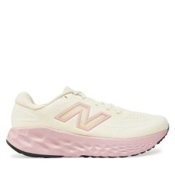 Buty do biegania New Balance. Białe obuwie sportowe damskie New Balance, bez wzorów, bez zapięcia, do biegania. Za 579.99 zł.