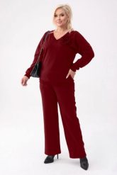 Bawełniany komplet dresowy Comfy w bordowym kolorze - bluza z różą + długie spodnie PLUS SIZE XXL OVERSIZE JESIEŃ. Czerwone bluzy damskie Moda Size Plus Iwanek, na jesień, plus size, z aplikacjami, z bawełny, biznesowe, bez ramiączek, bez kaptura. Za 349.90 zł.