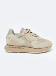 Buty damskie sportowe ze skóry naturalnej beżowe OO274564 801. Brązowe obuwie sportowe damskie BIG STAR, bez wzorów, z materiału, z okrągłym noskiem, bez zapięcia, trekkingowe. W wyprzedaży za 279.99 zł.