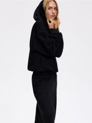 Bluza z kapturem - czarny. Czarne bluzy damskie Reserved, l, bez wzorów, z bawełny, bez ramiączek, z kapturem. Za 129.99 zł.