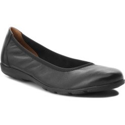 Baleriny CAPRICE - 9-22150-21 Black Nappa 022. Czarne balerinki damskie Caprice, bez wzorów, ze skóry, bez obcasa, bez zapięcia. W wyprzedaży za 179.00 zł.