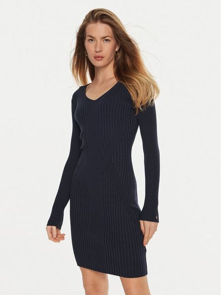 Guess Sukienka dzianinowa Isabella W4BK07 Z3HP2 Granatowy Slim Fit. Niebieskie sukienki damskie Guess, xxl, z aplikacjami, z dzianiny, bez kołnierzyka, bez ramiączek. Za 299.99 zł.