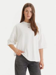 Calvin Klein Jeans T-Shirt LV047D204G Biały Oversize. Białe t-shirty damskie Calvin Klein Jeans, s, bez wzorów, z bawełny, bez kołnierzyka, bez ramiączek. Za 185.99 zł.