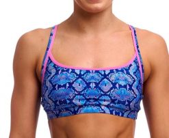 Strój dwuczęściowy Funkita Sports Top Blue Viper - góra od bikini. Niebieskie stroje kąpielowe damskie Funkita, l, bez wzorów, z elastanu. Za 139.00 zł.