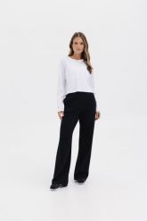 SPODNIE JESS CZARNE XS - Flawless. Czarne spodnie dresowe damskie Flawless, bez wzorów, z bawełny, biznesowe, długie. Za 319.00 zł.